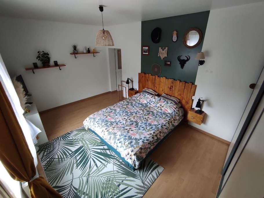 Chaleureuse Maison De Ville Avec Parking Gratuit ชีนง ภายนอก รูปภาพ